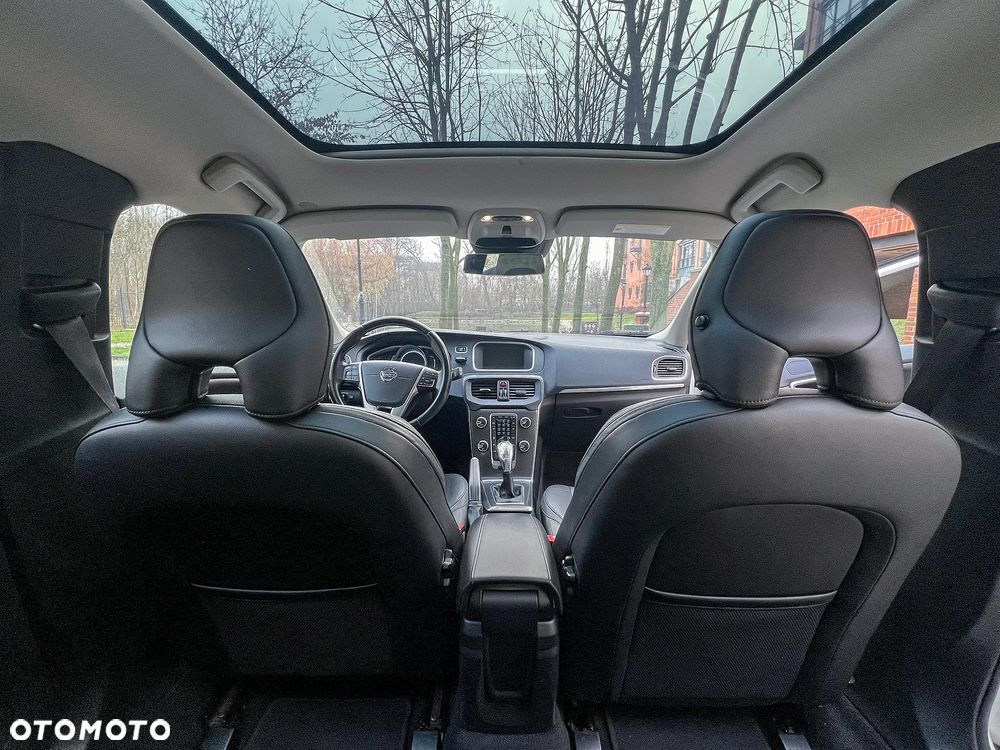 Volvo V40 D2 Summum - 20