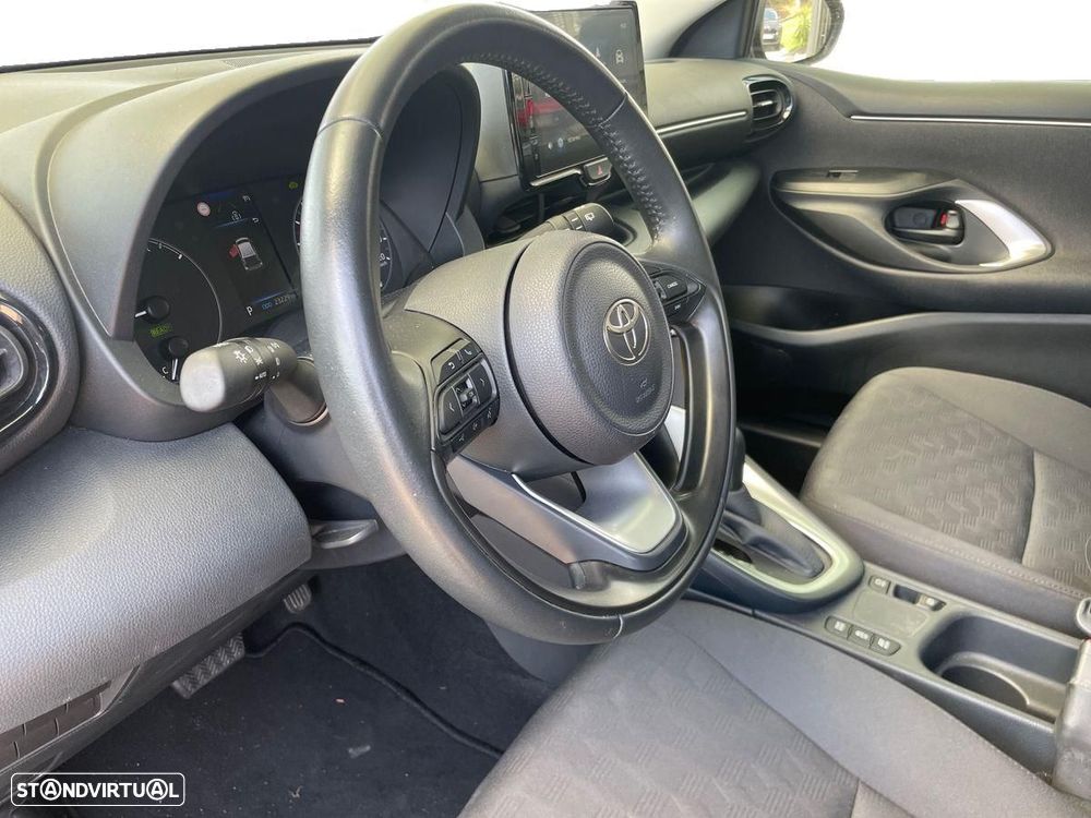 Toyota Yaris - 11