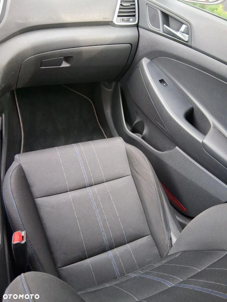 Hyundai Tucson - 12