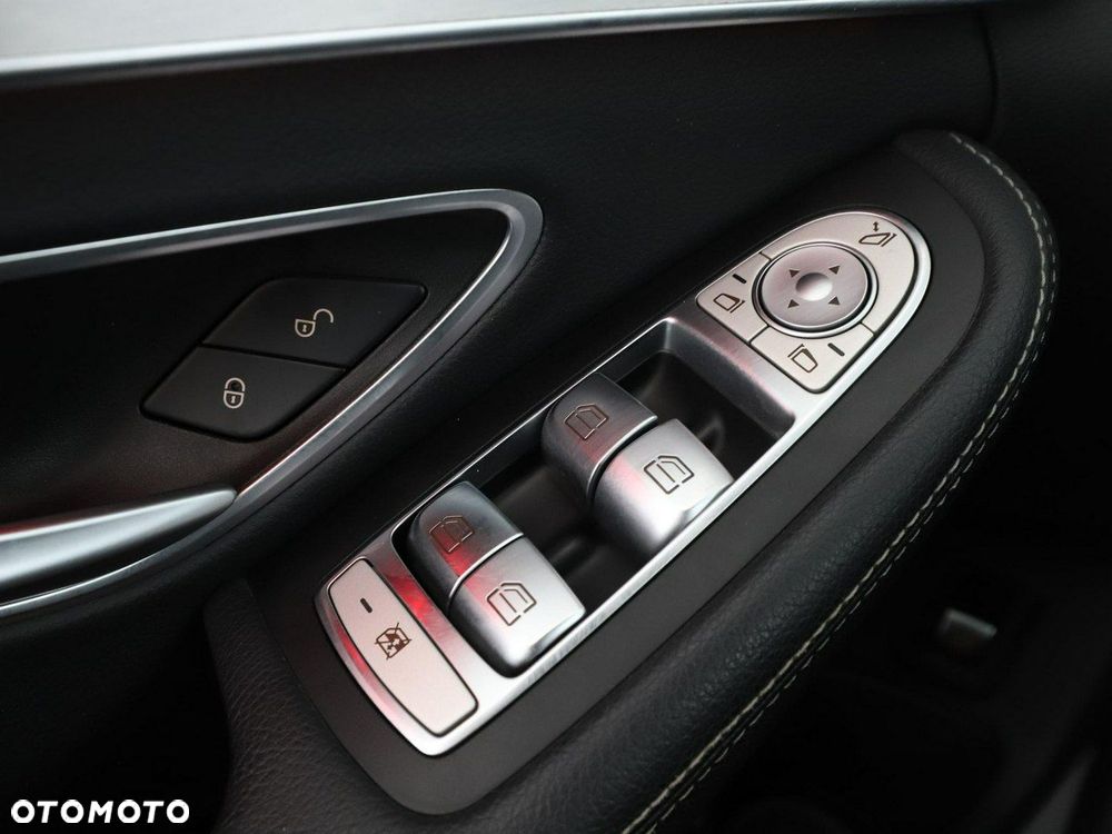 Mercedes-Benz Klasa C 220 d 9G-TRONIC Avantgarde - 37