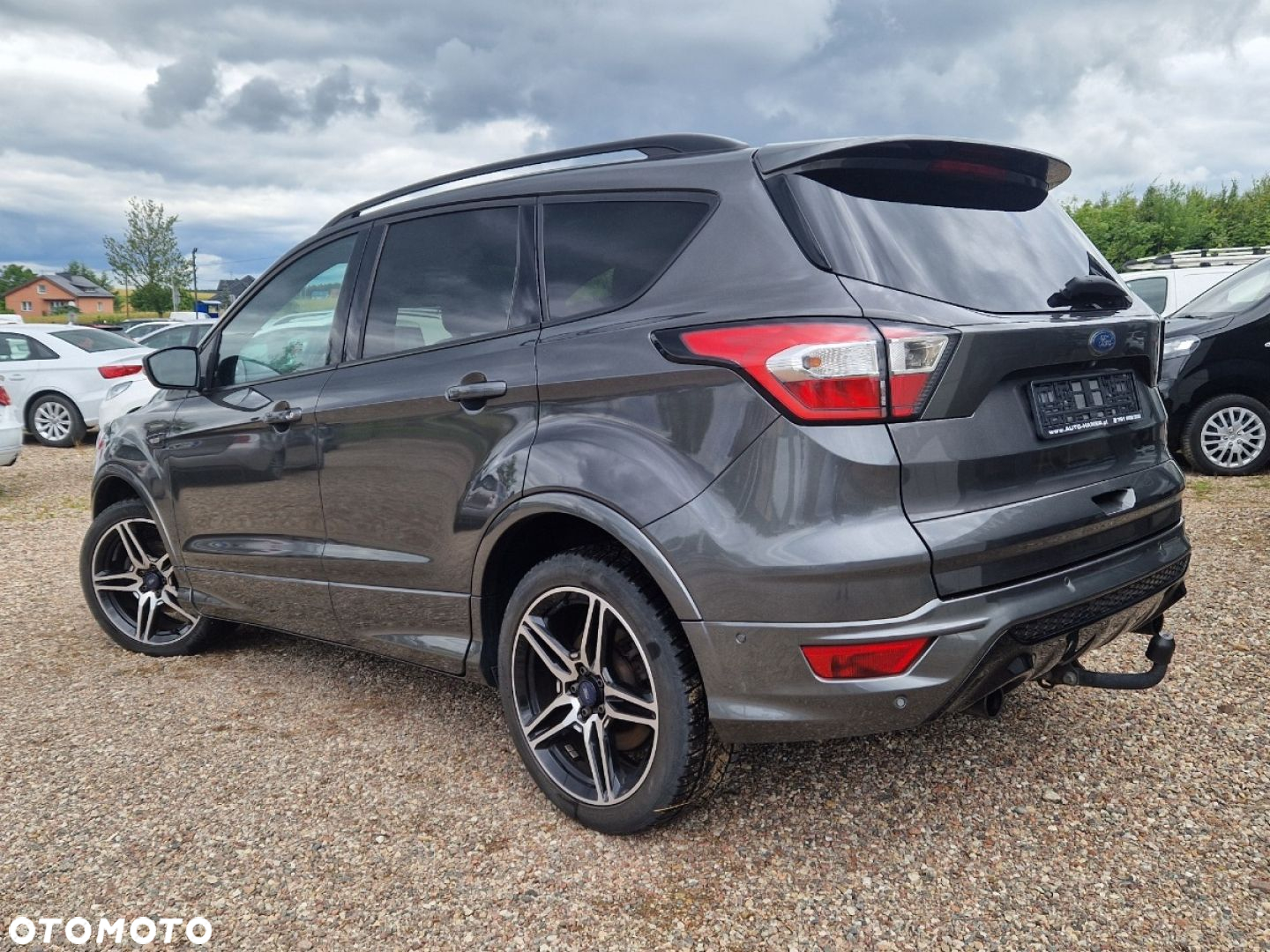 Ford Kuga 1.5 EcoBoost 2x4 ST-Line - 3
