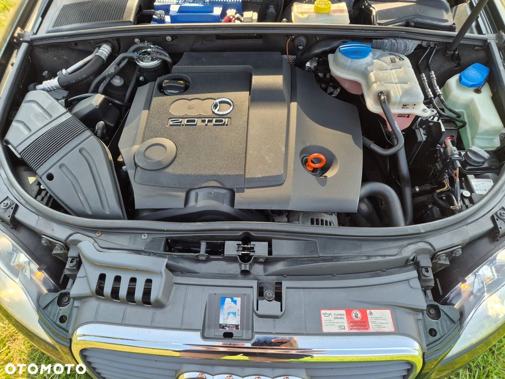 Audi A4 Avant 2.0 TDI - 9