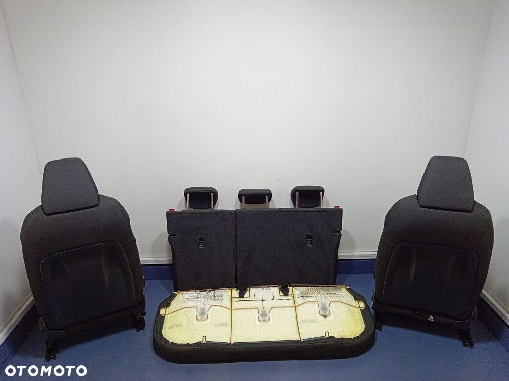 AUDI Q4 E-TRON SPORTBACK 21- FOTELE KANAPA KOMPLET MATERIAŁ - 2