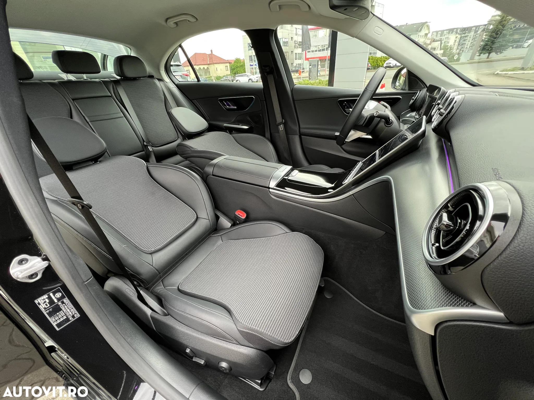 Mercedes-Benz C 200 4Matic 9G-TRONIC Avantgarde - 10