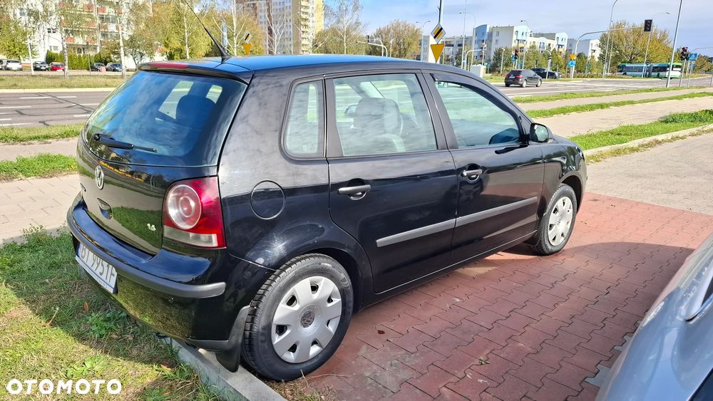 Volkswagen Polo 1.4 16V Trendline - 5