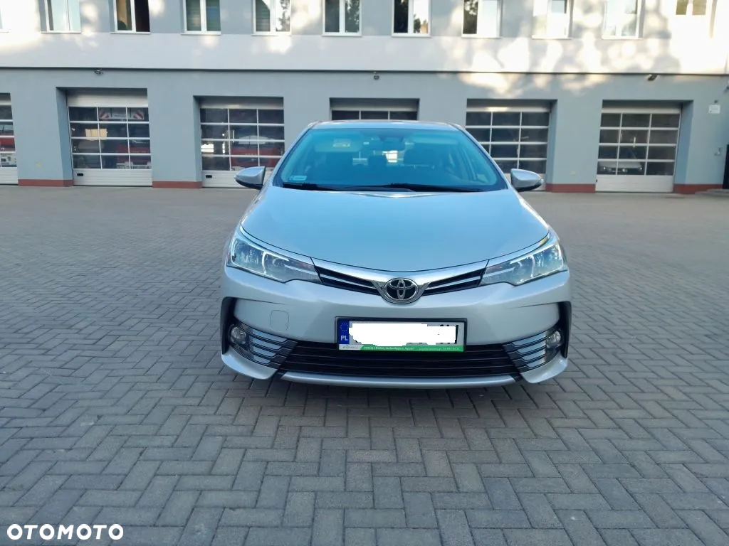 Toyota Corolla 1.6 Comfort - 25