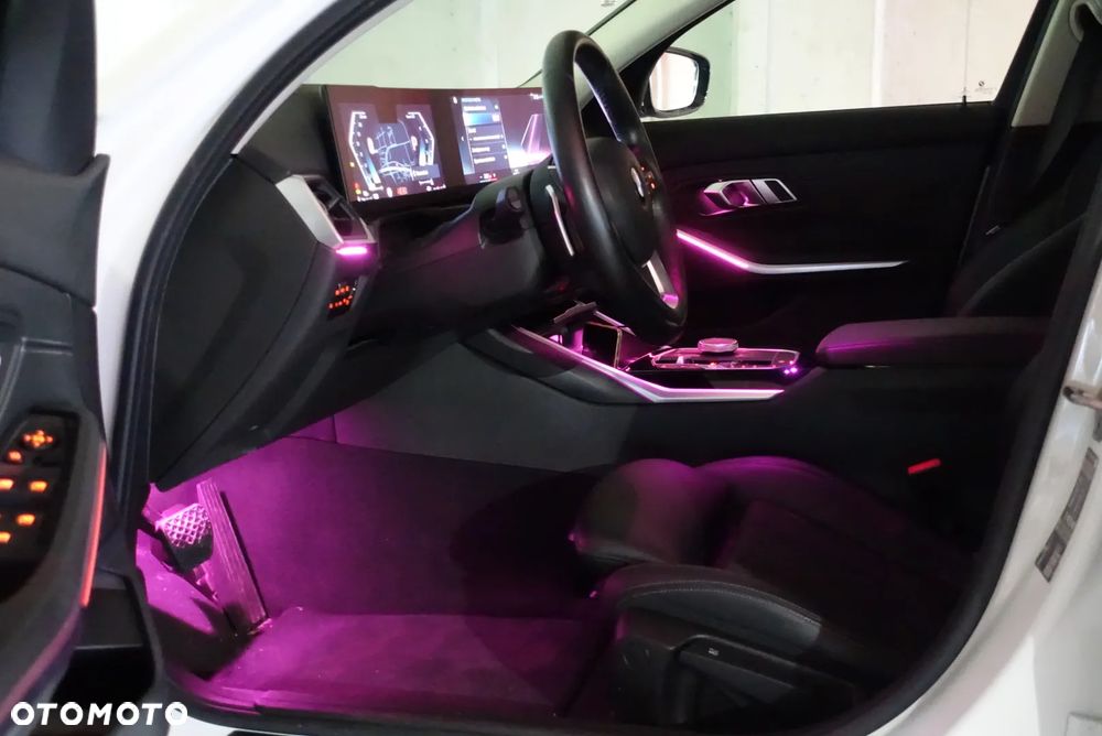 BMW Seria 3 318d - 22