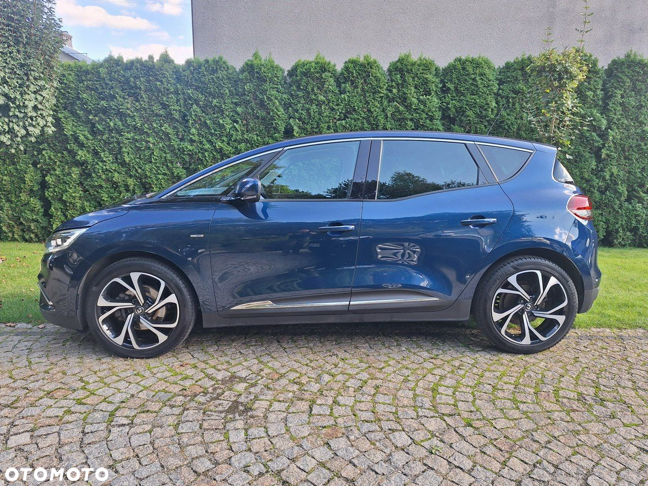 Renault Scenic ENERGY TCe 130 BOSE EDITION - 6