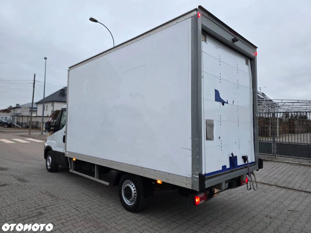 Iveco 35s14 Kontener - 4