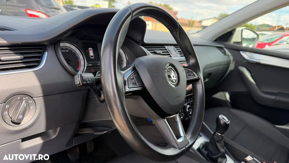Skoda Octavia 1.6 TDI Style - 18