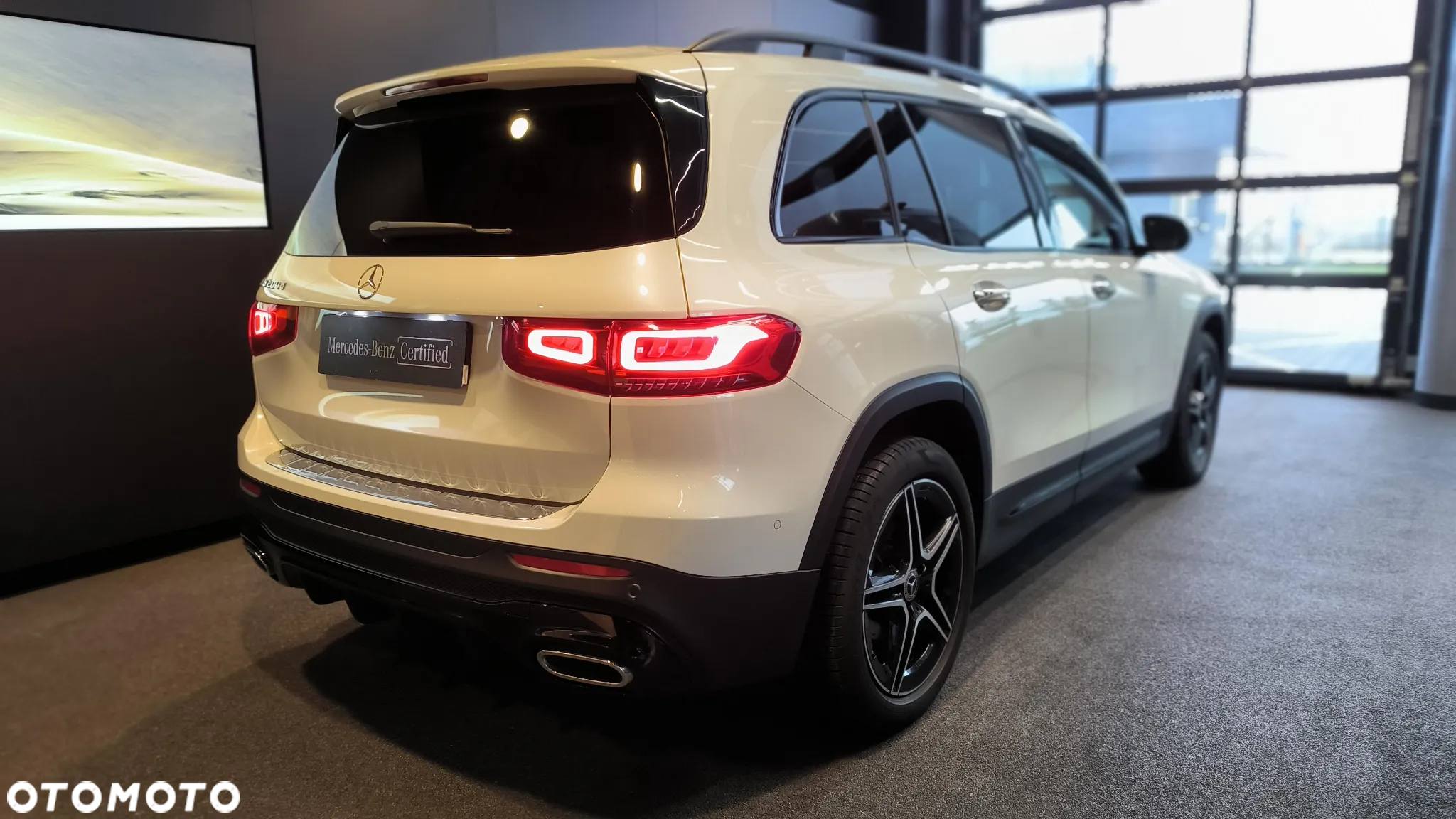 Mercedes-Benz GLB 200 d AMG Line 8G-DCT - 7