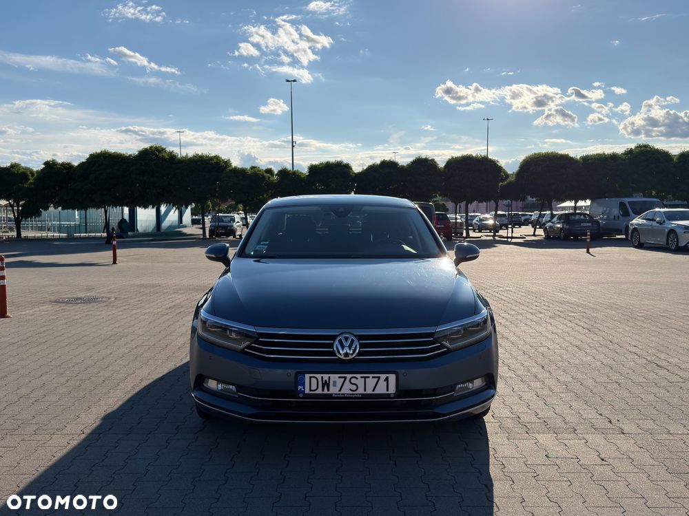 Volkswagen Passat - 3