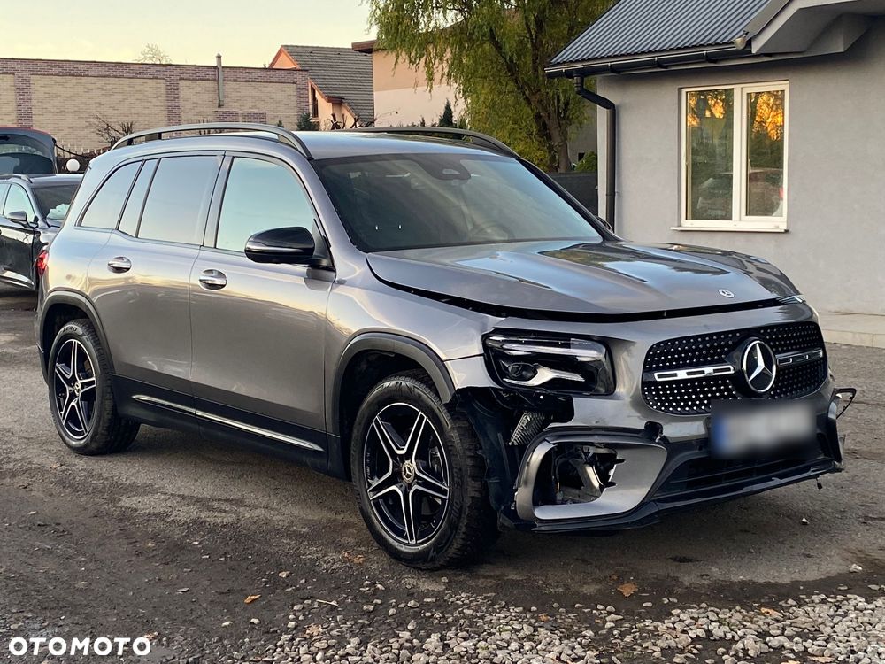 Mercedes-Benz GLB 200 AMG Line 7G-DCT - 13