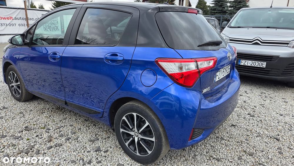 Toyota Yaris 1.5 Premium - 6