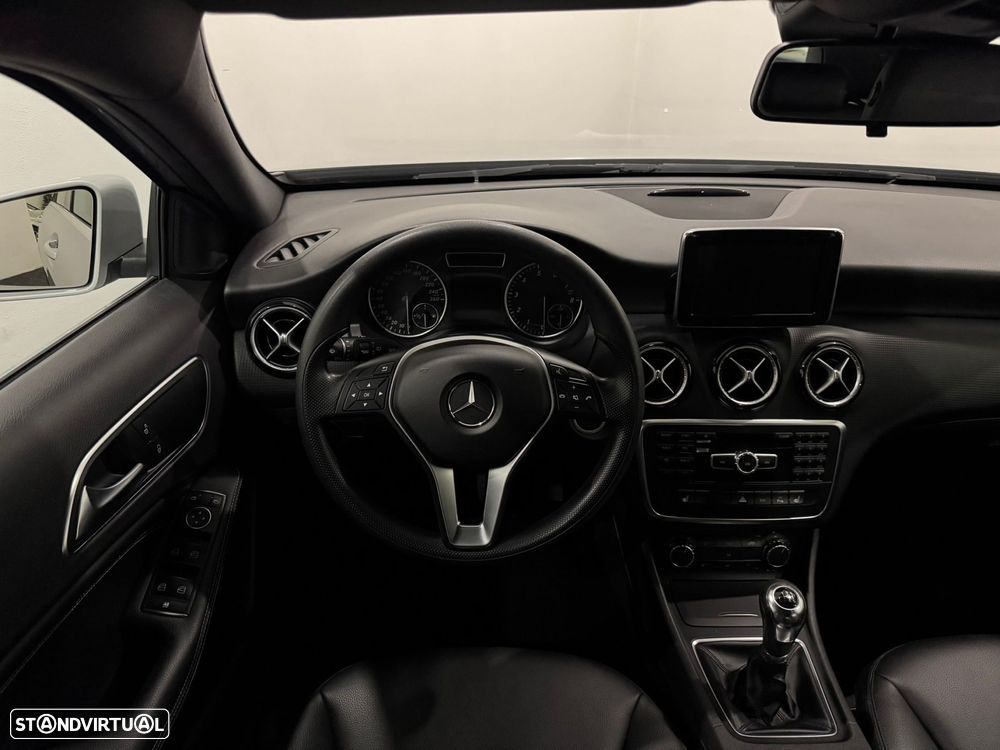 Mercedes-Benz A 200 Style - 8
