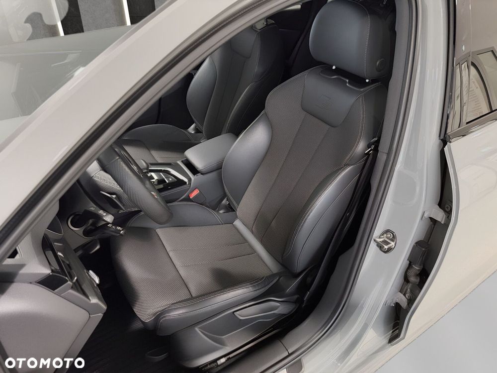 Audi A4 Avant - 13