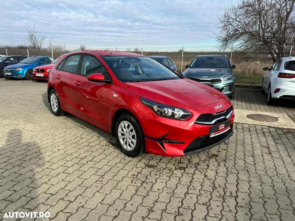 Kia Ceed - 1