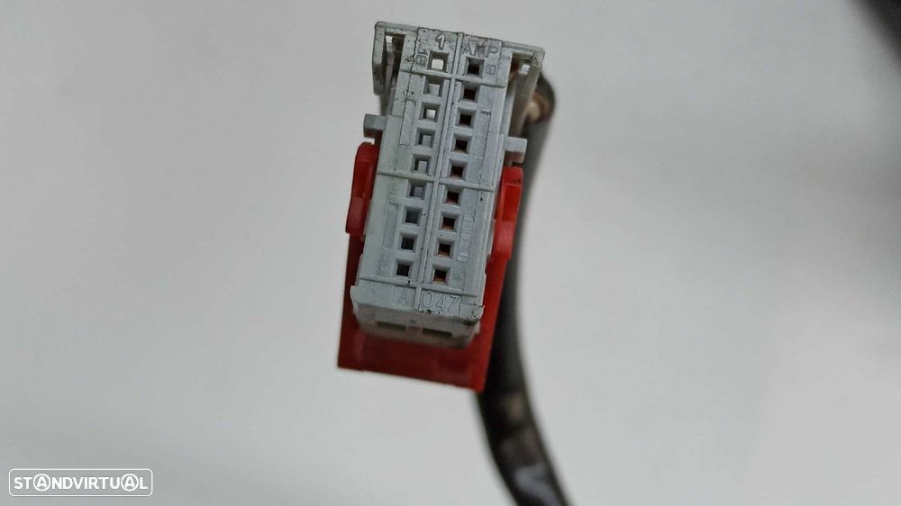 RETROVISOR ESQUERDO FIAT STILO (192) 1.9 120 DYNAMIC MULTIJET - 6