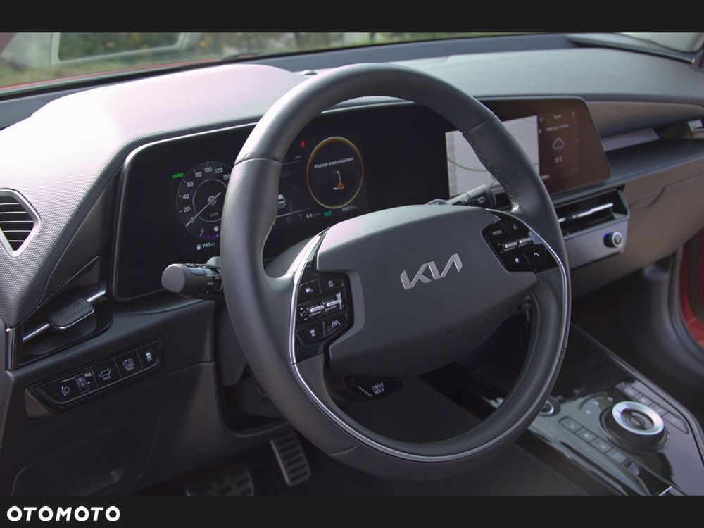 Kia Niro 1.6 GDI Hybrid Business Line - 25