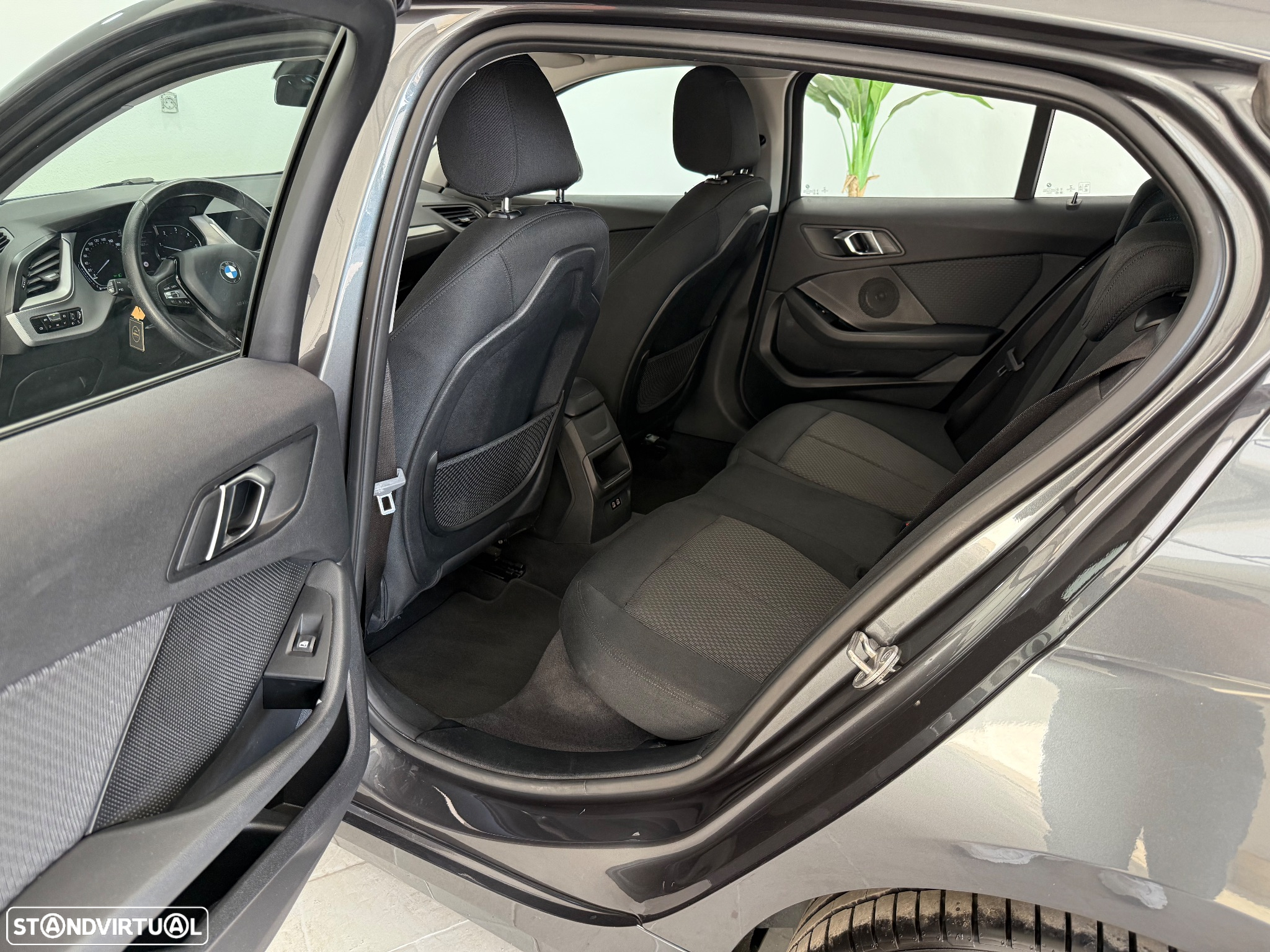 BMW 116 d Line Sport Auto - 8