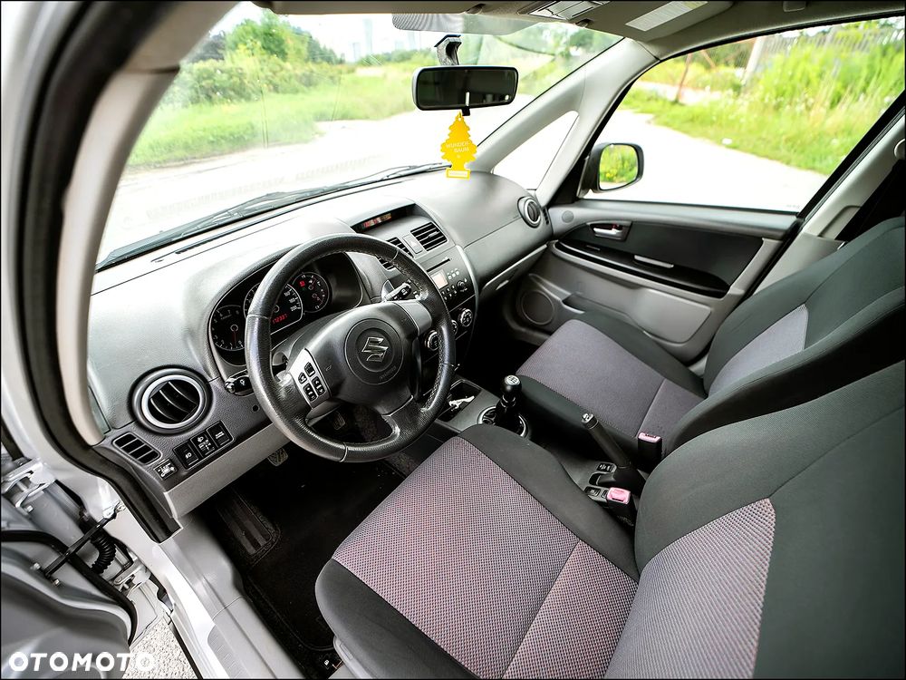 Suzuki SX4 1.6 VVT 4x4 Comfort - 6