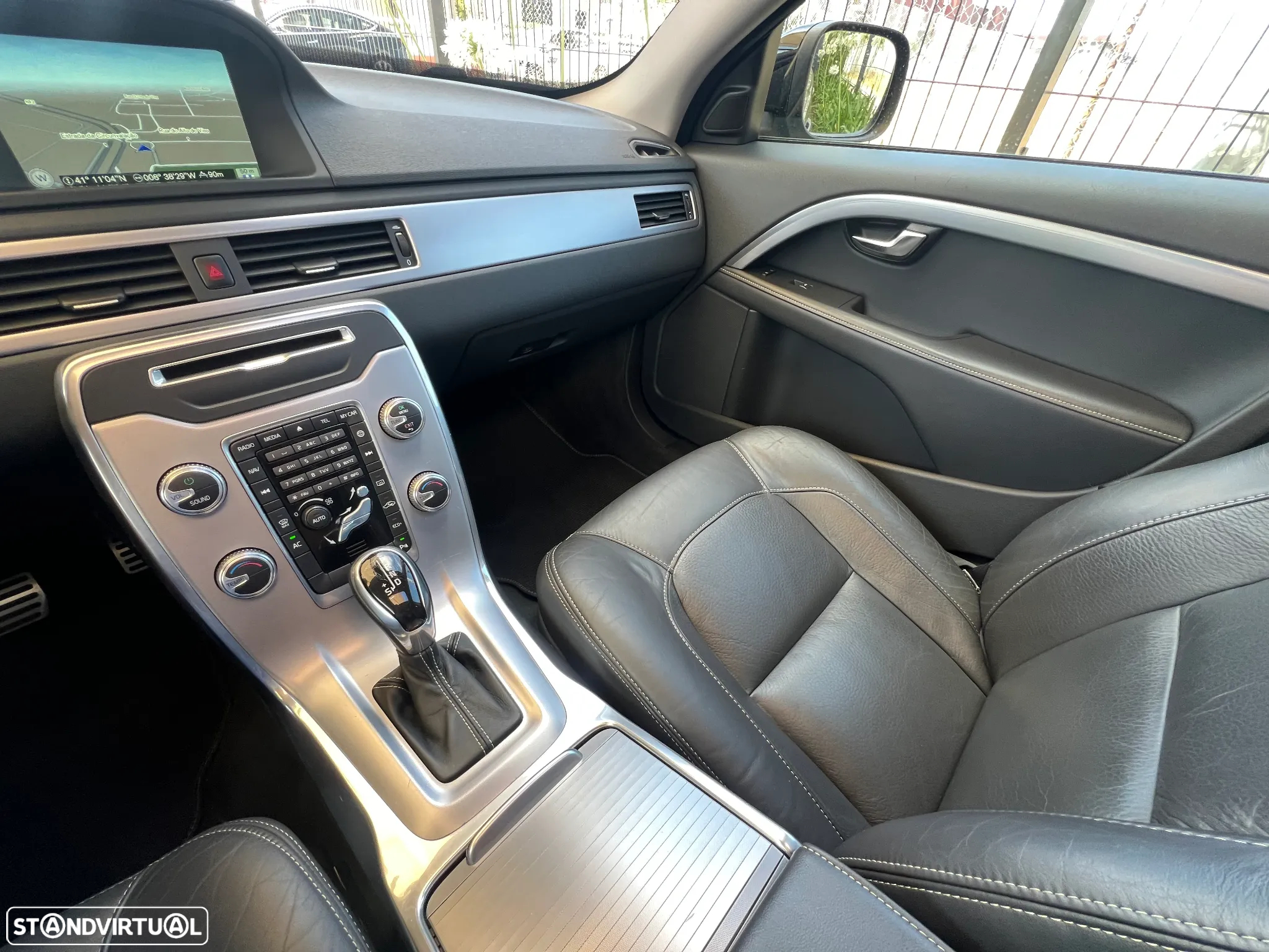 Volvo XC 70 2.0 D4 Summum Dynamic Geartronic - 29