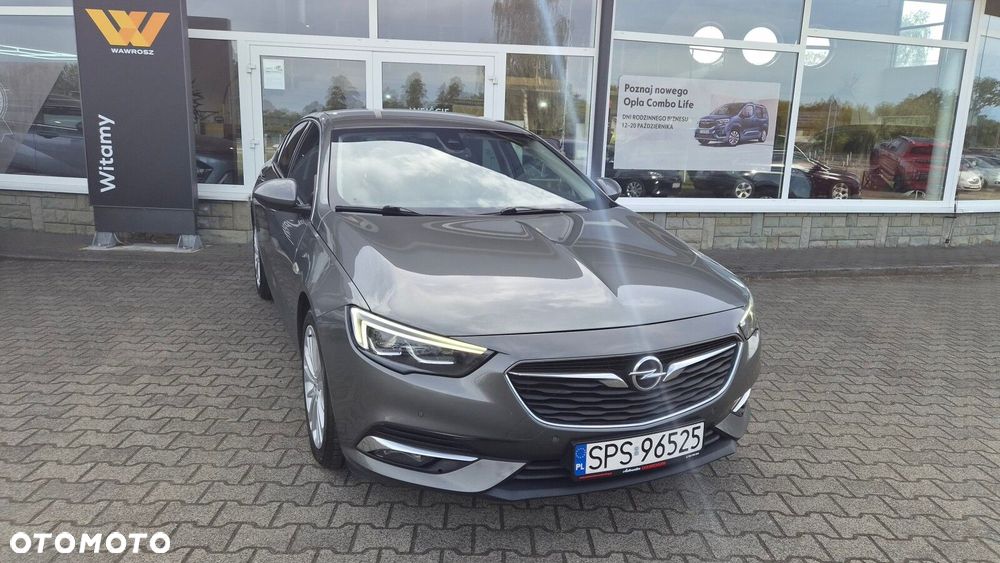 Opel Insignia - 11