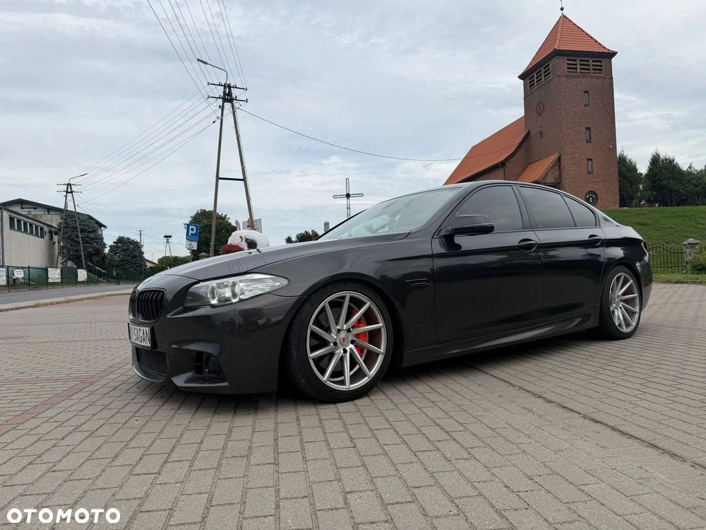 BMW Seria 5 528i xDrive - 18