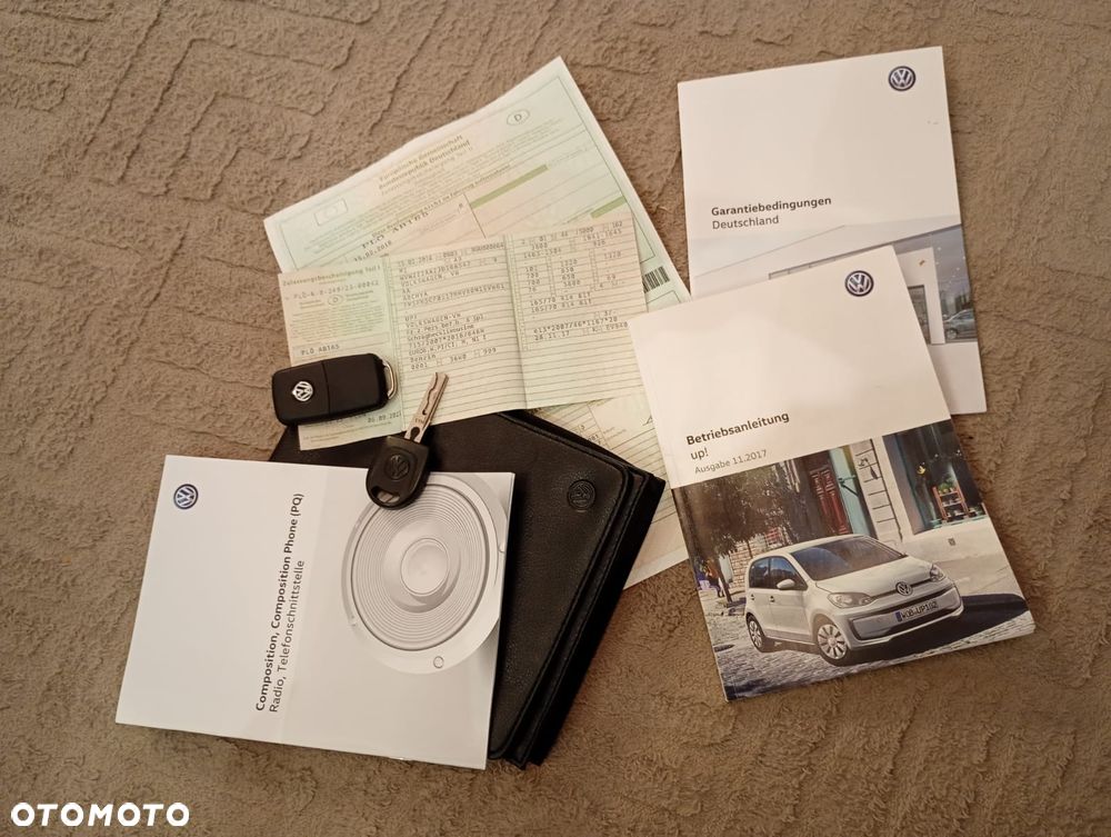 Volkswagen up! 1.0 Beats - 37
