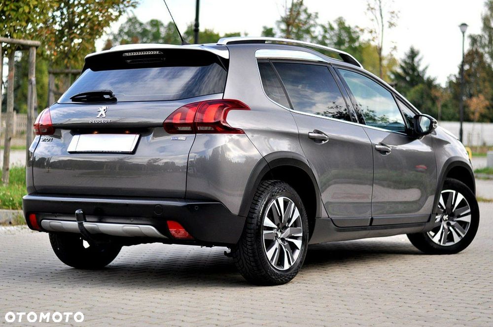 Peugeot 2008 1.2 Pure Tech GPF Allure S&S - 14