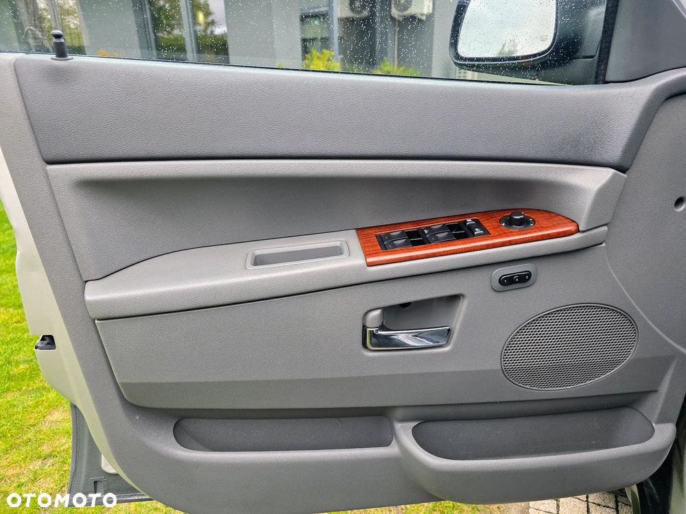 Jeep Grand Cherokee 5.7 V8 Limited - 25