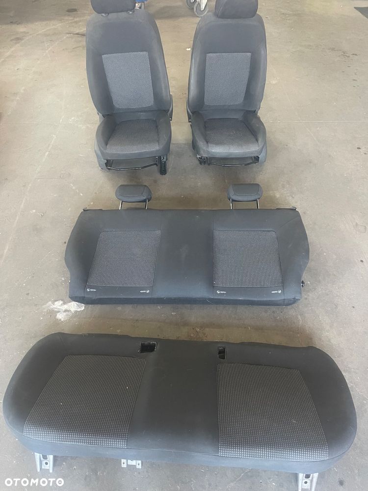 OPEL CORSA D 5d lub 3d FOTELE KANAPA ŁADNY STAN - 1