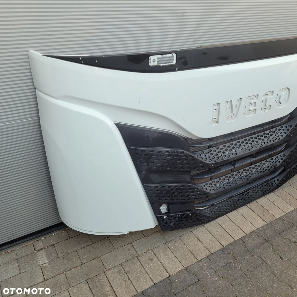 MASKA ATRAPA IVECO S WAY ORYGINAŁ 58029085690105 - 2