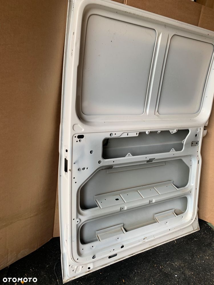 Drzwi boczne przesuwne prawe VW T6 T5 pełne białe - 13