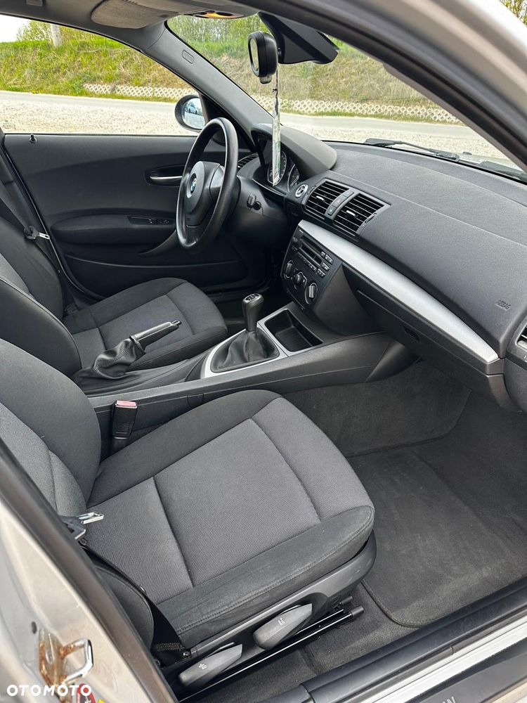 BMW Seria 1 - 10