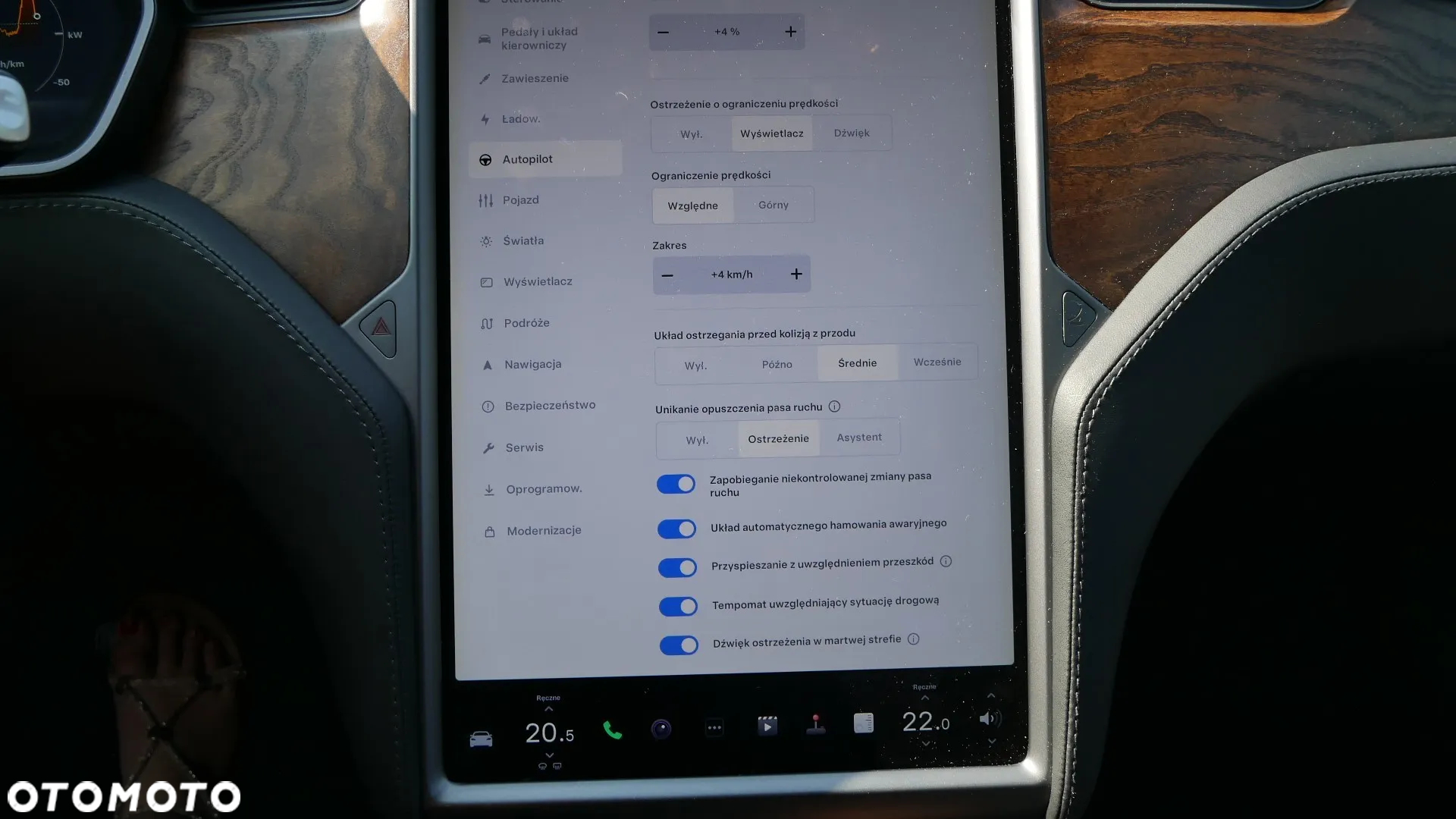 Tesla Model S Dual Motor Allradantrieb - 26