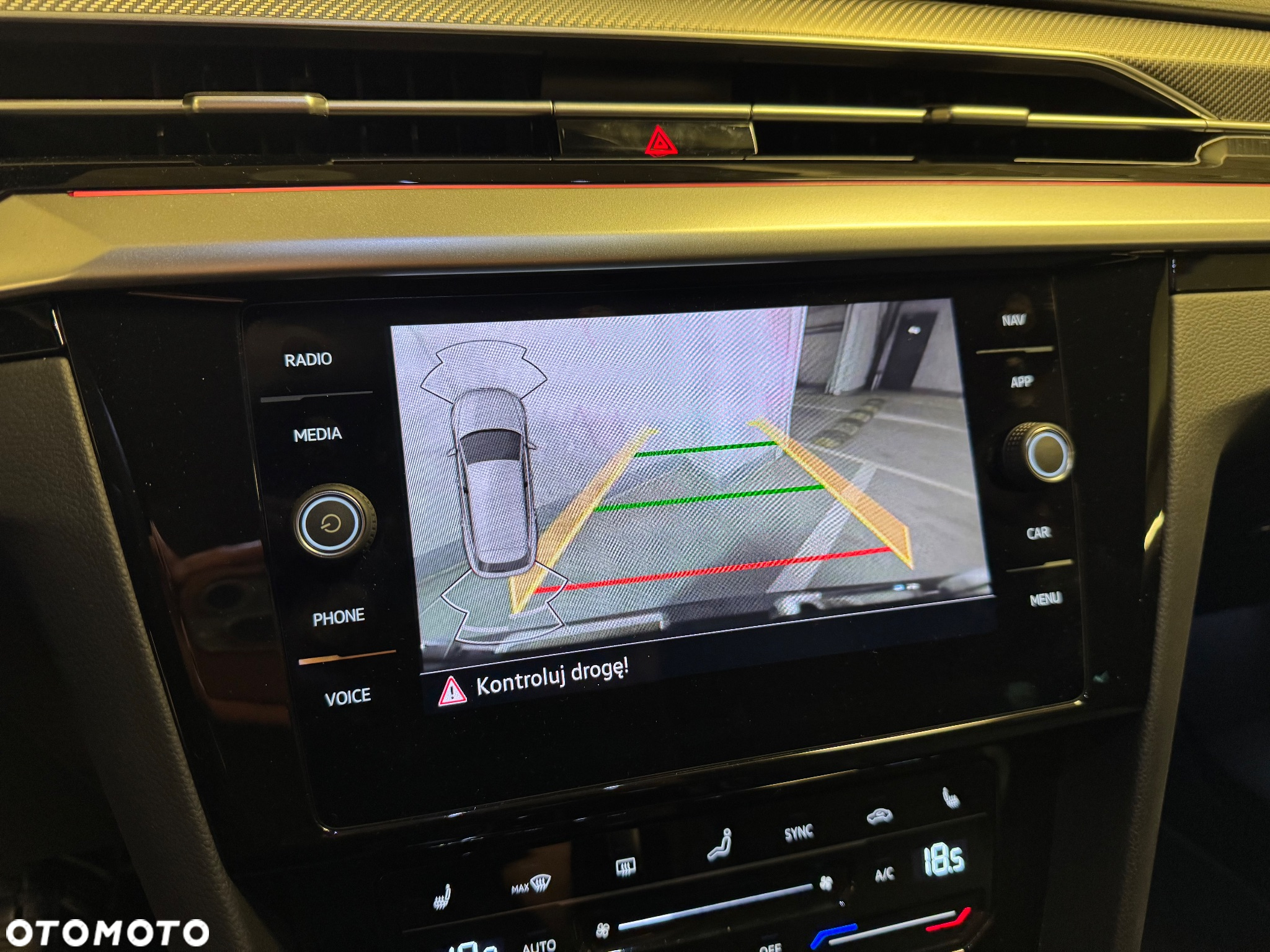 Volkswagen Arteon 2.0 TSI R-Line DSG - 26