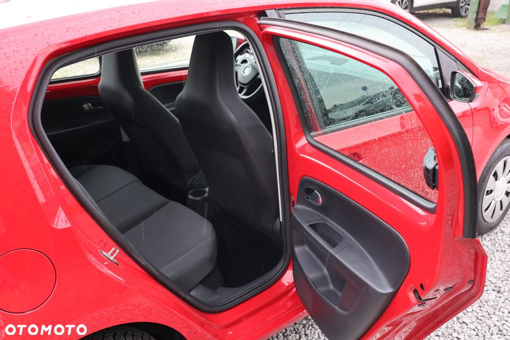Volkswagen up! sound - 12