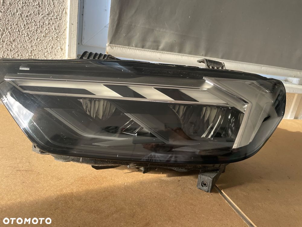 Lampa lewa AUDI A1 II ful led  82A941033D cała - 9