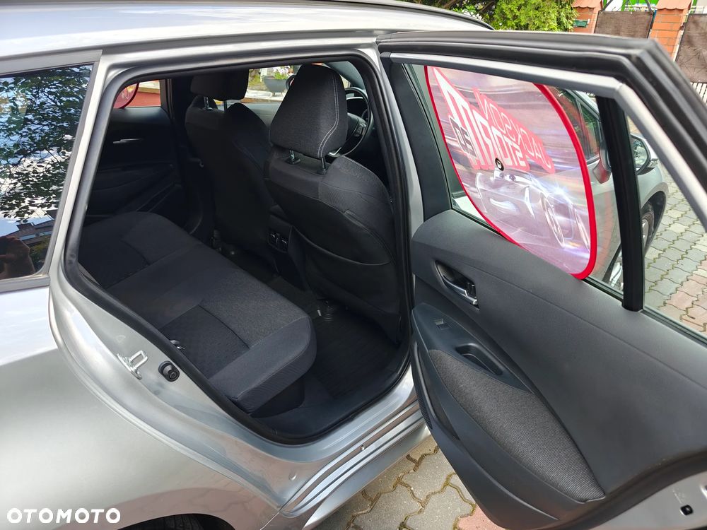 Toyota Corolla 1.8 Hybrid Comfort - 10