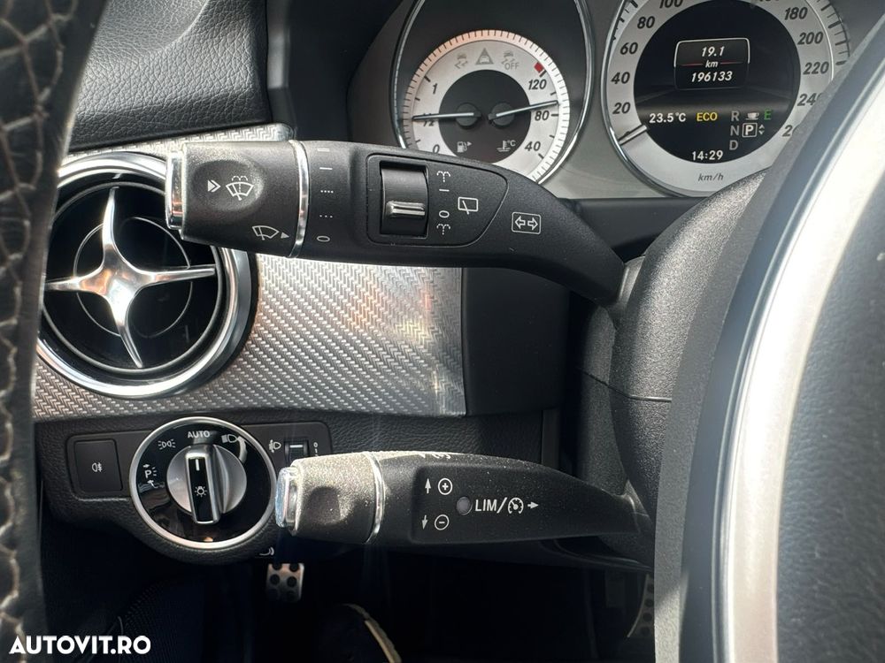 Mercedes-Benz GLK 200 CDI DPF BlueEFFICIENCY 7G-TRONIC - 15