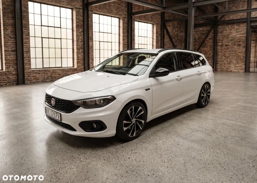 Fiat Tipo 1.4 T-Jet 16v Lounge - 2