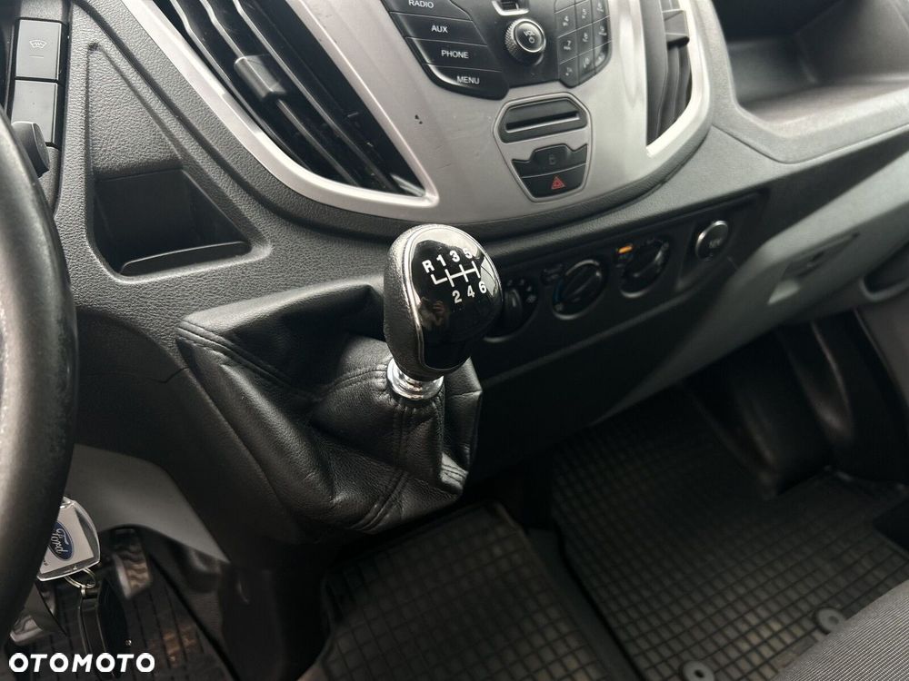 Ford transit - 15