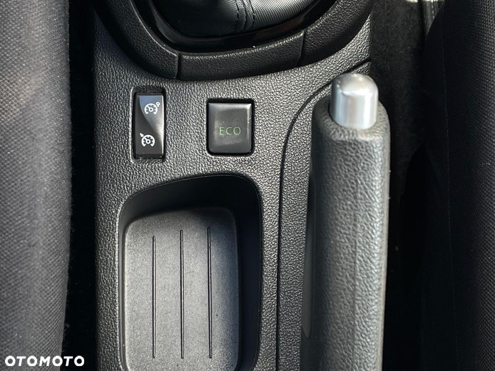 Renault Clio Energy dCi 90 Start & Stop LIMITED - 19
