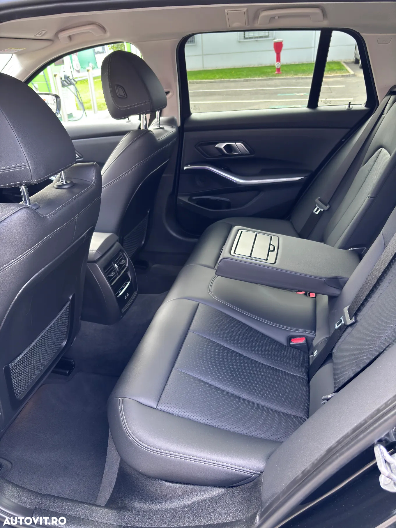 BMW Seria 3 320e Touring Aut. Sport Line - 11