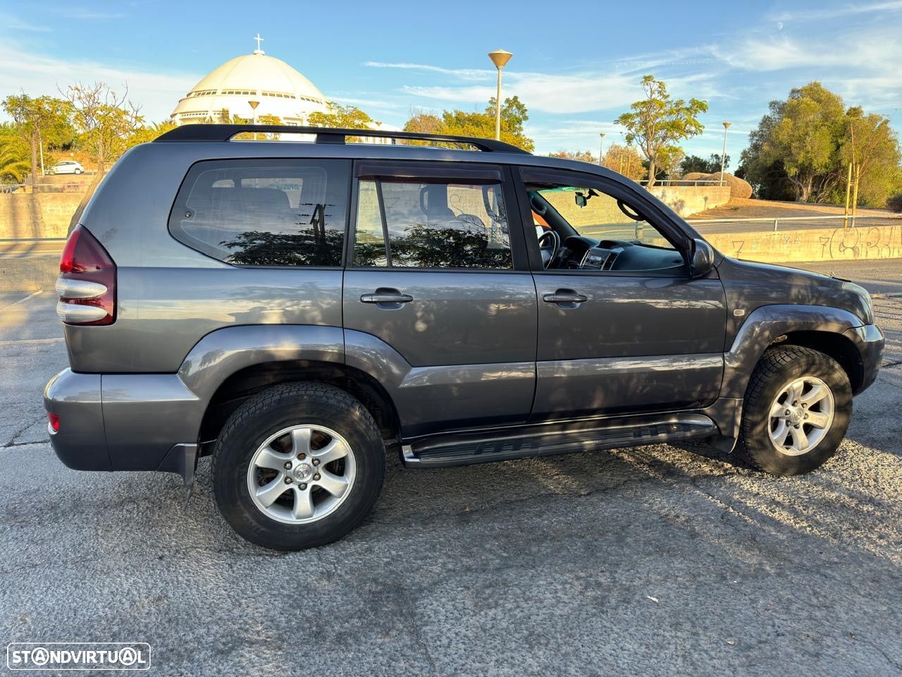 Toyota Land Cruiser Prado - 1