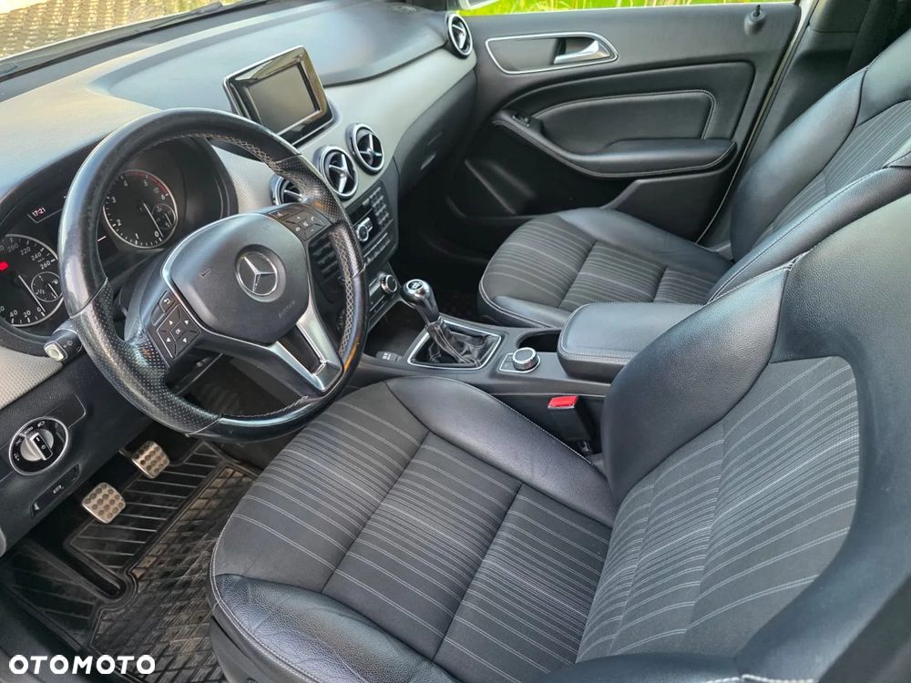 Mercedes-Benz Klasa B 180 CDI (BlueEFFICIENCY) - 8
