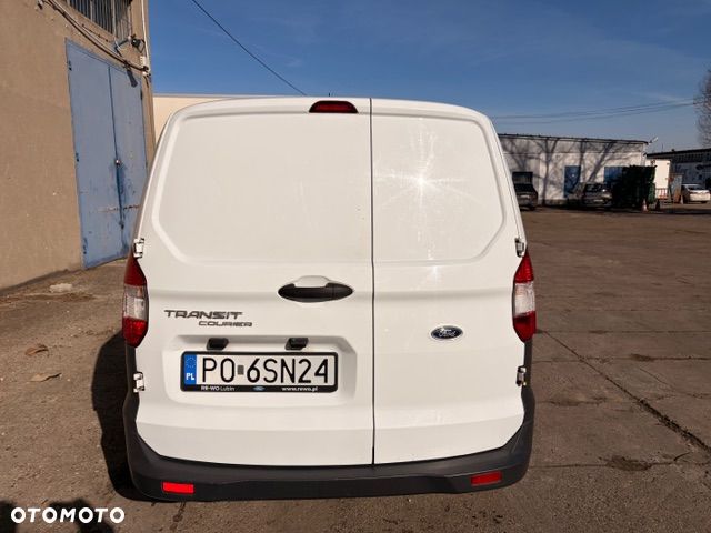 Ford transit courier - 4