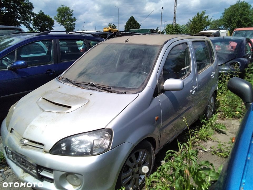 Drzwi  DAIHATSU YRV 1.3B 04R. lampy,drzwi,klapa, maska.... - 4