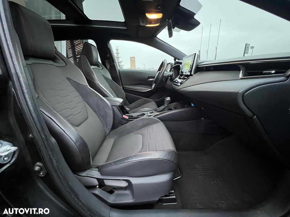 Toyota Corolla TS 2.0 184cp Hybrid Exclusive - 17